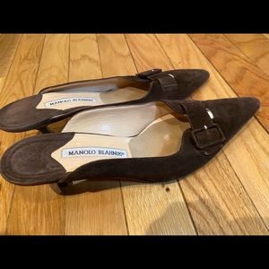 Manolo Blahnik brown suede mules